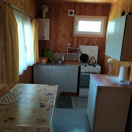 Domek U Basi Feriehus Kozin